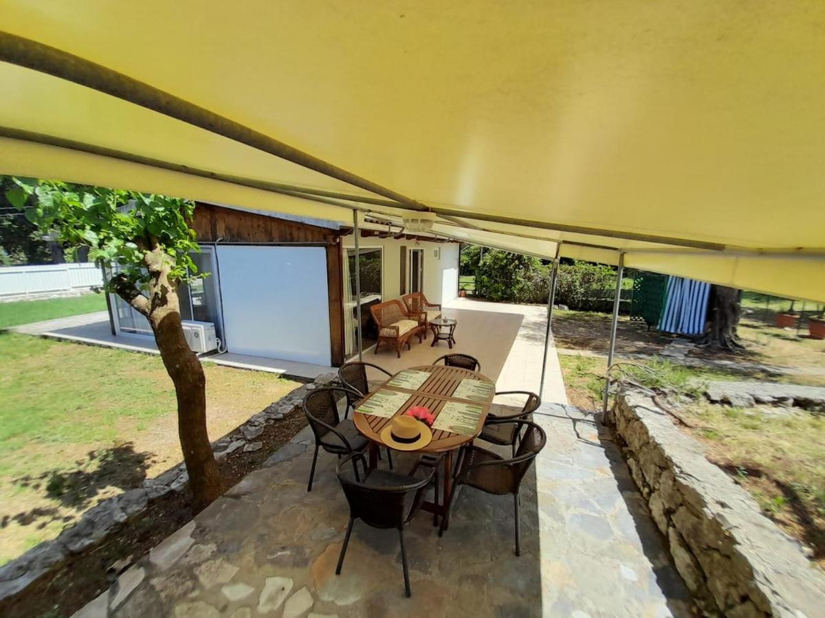 Katia Cottage Касиопи Екстериор снимка